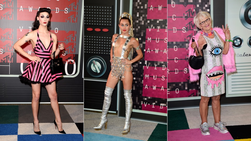 Illustration for article titled Bedazzled Minis, Sexy Diapers, and Versace Galore on the VMAs Red Carpet